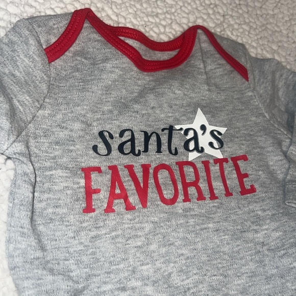 Santa’s Favorite baby onesie- size 3 months - brand new-Carter’s- #1stXMas - Picture 4 of 11